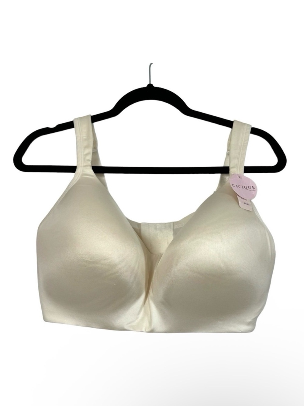 Cacique Bra 42DDD Smooth No Wire NEW Neutral Beige